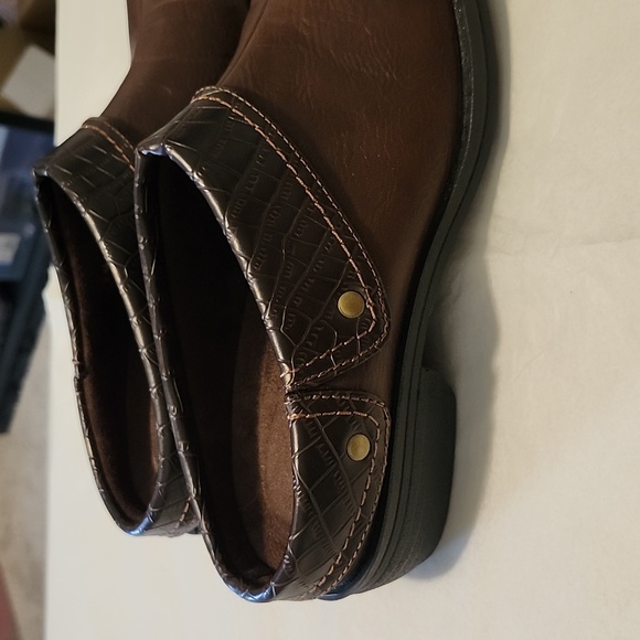 NWOT Women's Size 7 Easy Street to Comfort Wave Brown Mules - Picture 7 of 10